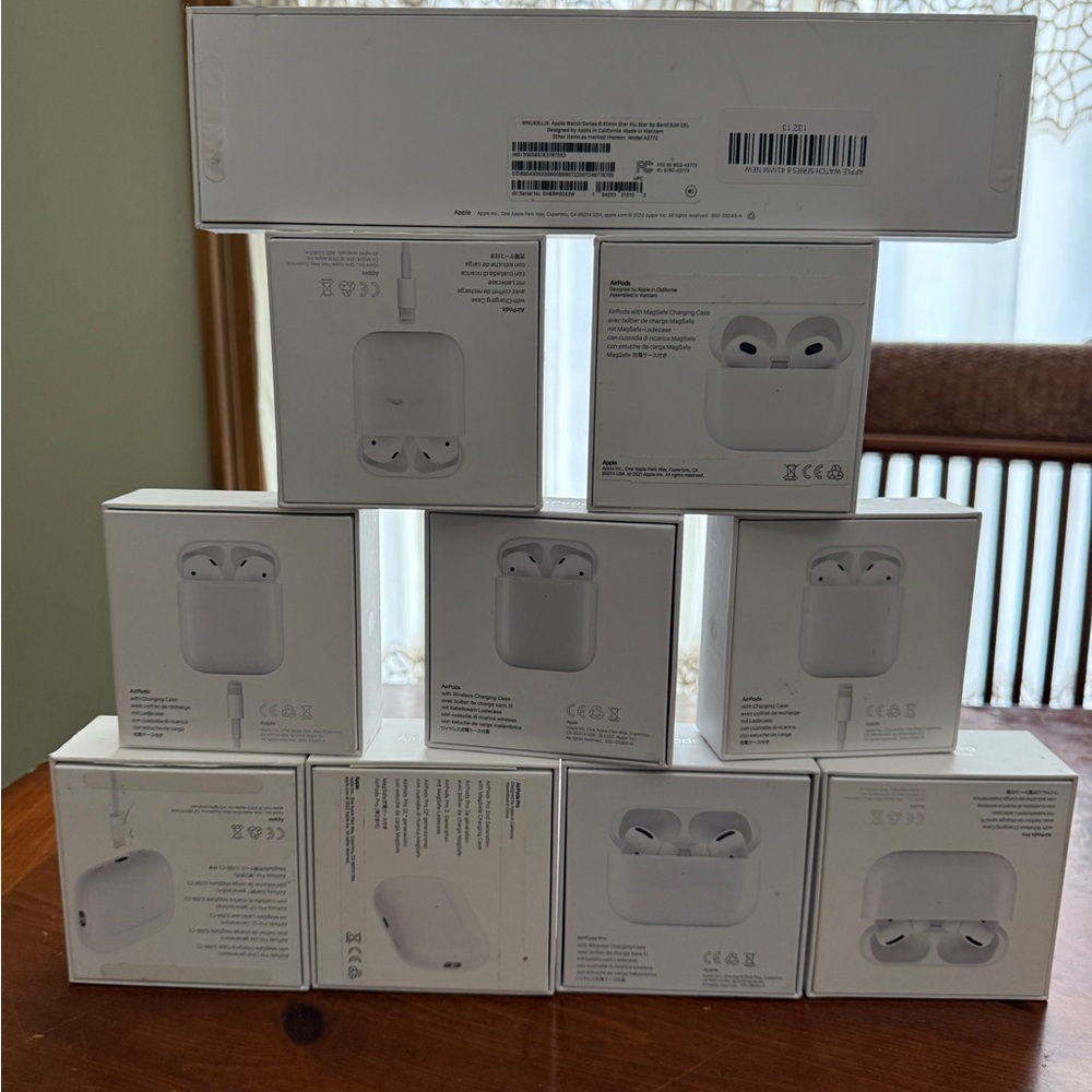 Empty Apple Product Boxes - Picture 5 of 6